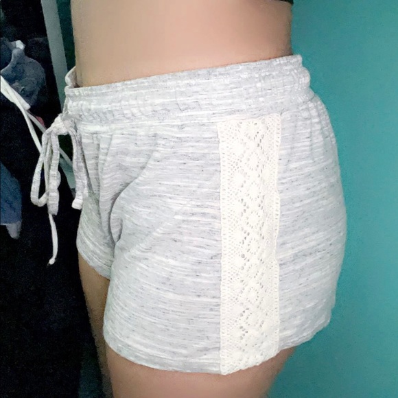 grey shorts with lace siding - Picture 4 of 6
